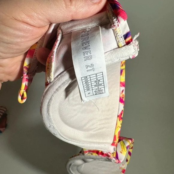 Forever 21 Bikini Top - Picture 2 of 3